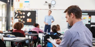 Incremental coaching teaching assessor in classroom